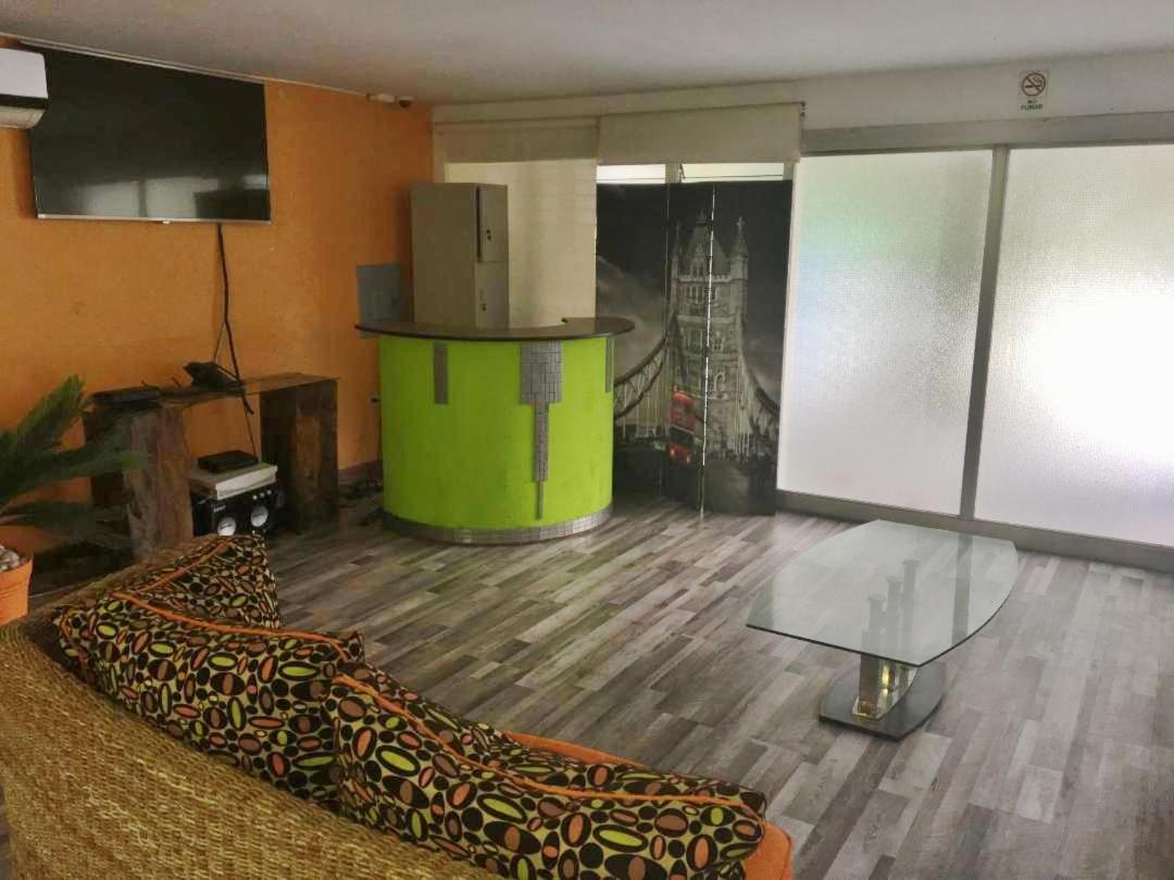 Serenade Lodging Rooms Panama City Luaran gambar