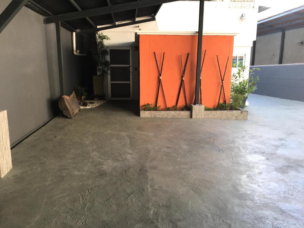 Serenade Lodging Rooms Panama City Luaran gambar