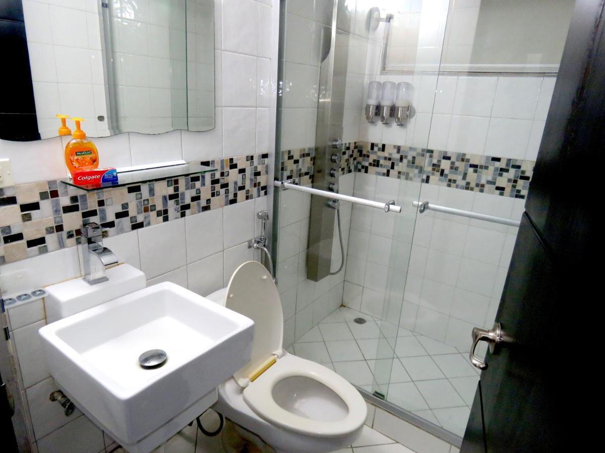 Serenade Lodging Rooms Panama City Luaran gambar