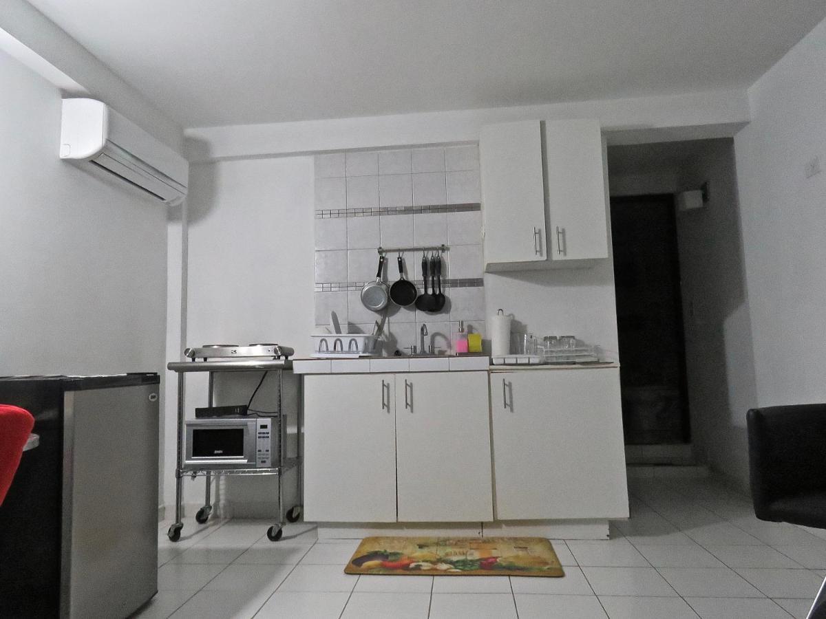 Serenade Lodging Rooms Panama City Luaran gambar