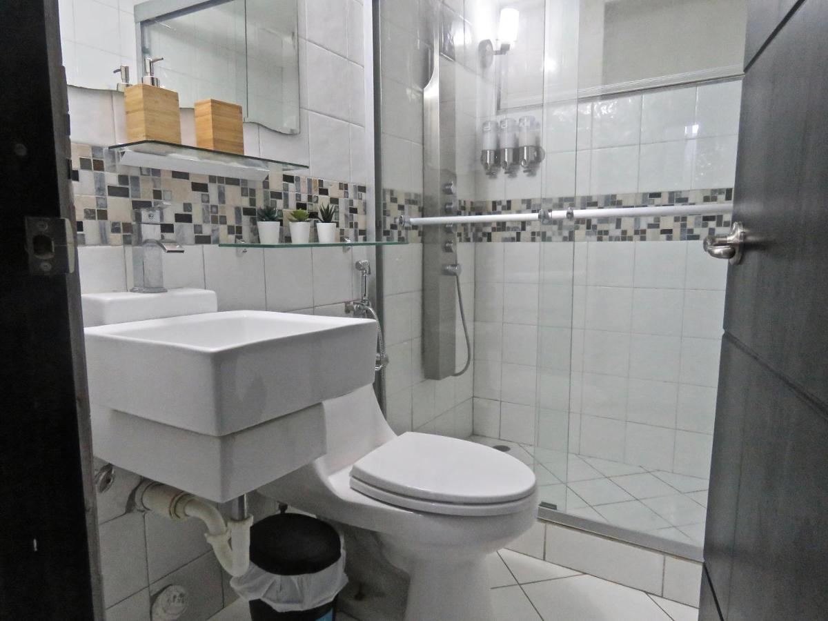 Serenade Lodging Rooms Panama City Luaran gambar